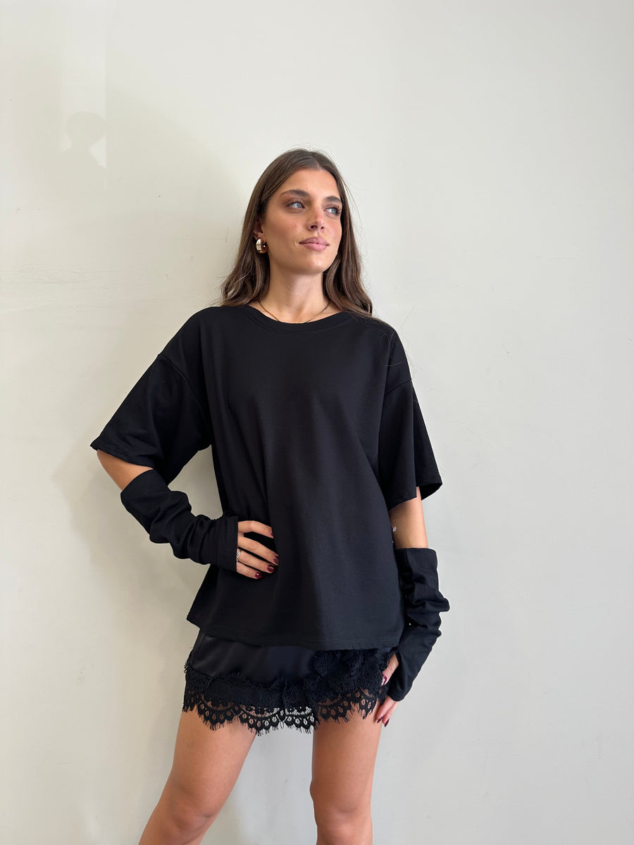 GIPSY INSIDE T-shirt over manicotti nera