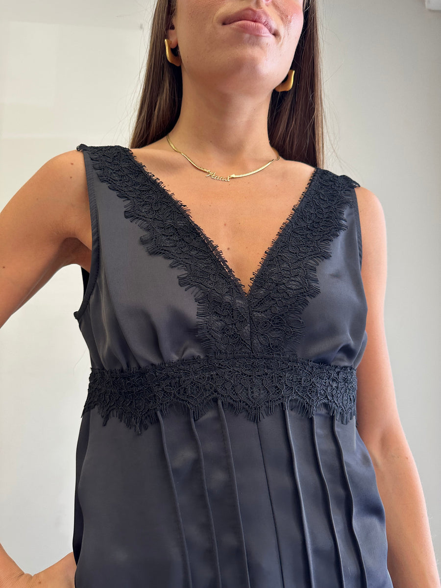 MOTEL Top satin pizzo nero