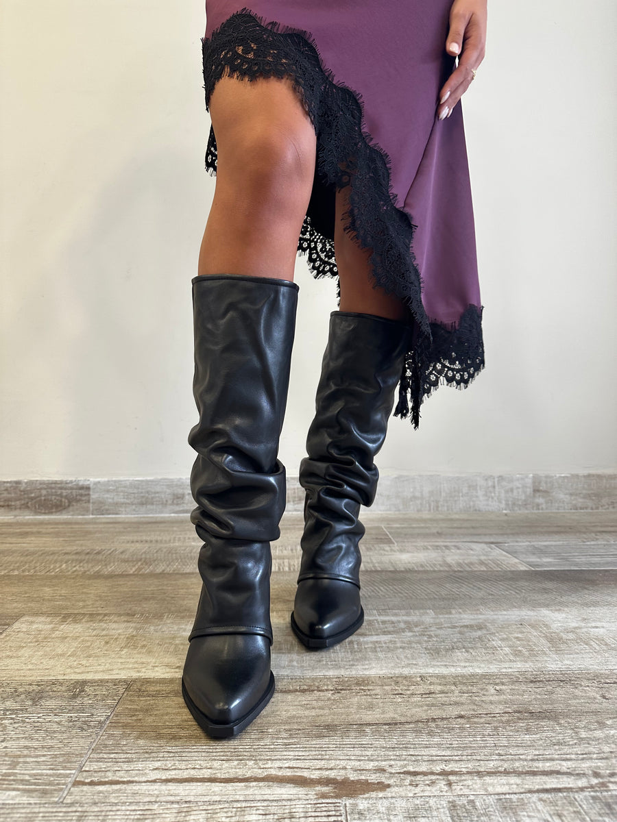 MOTEL Abito asimmetrico satin bordeaux+ pizzo