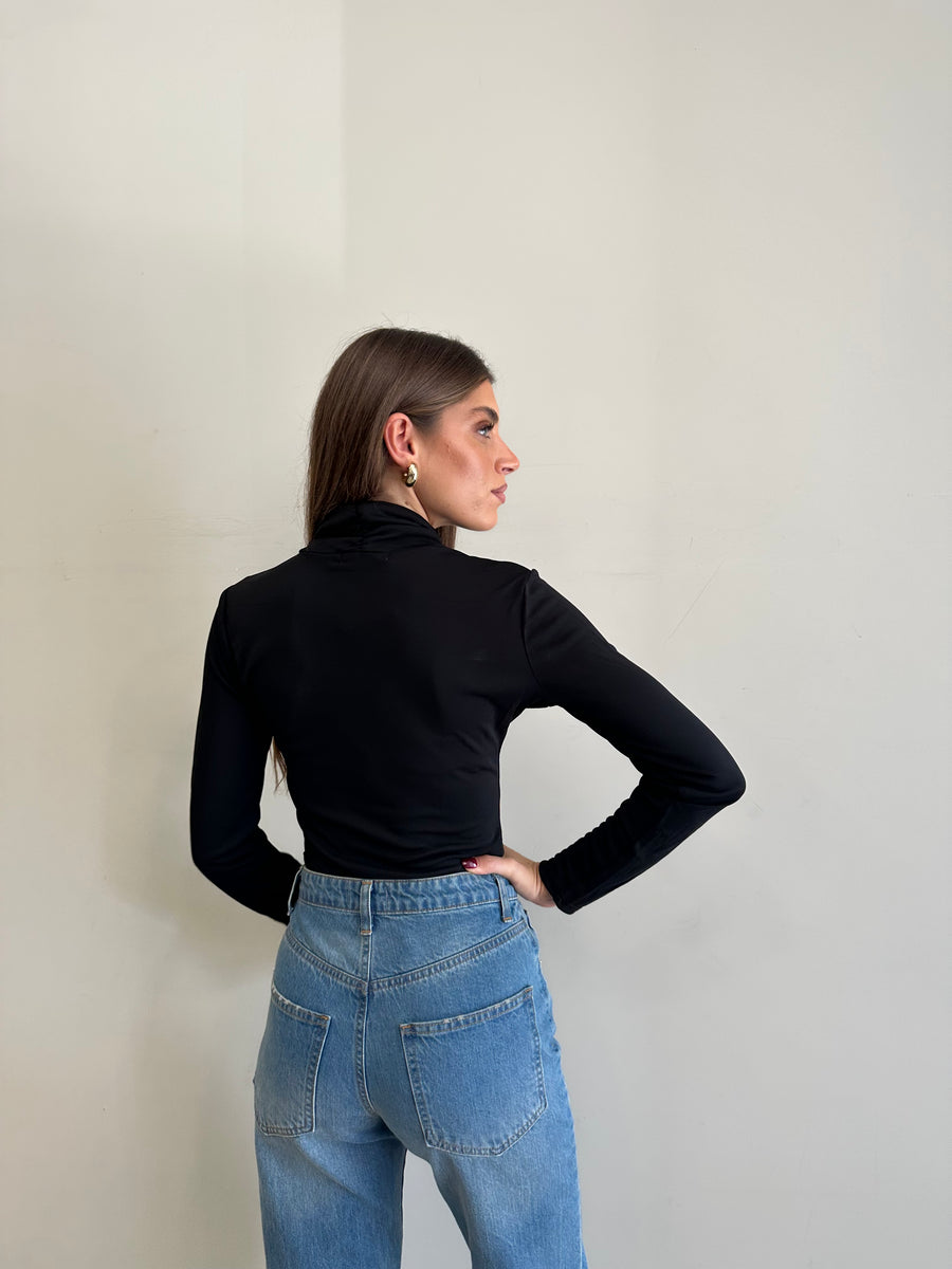 GLAMOROUS Body collo alto nero