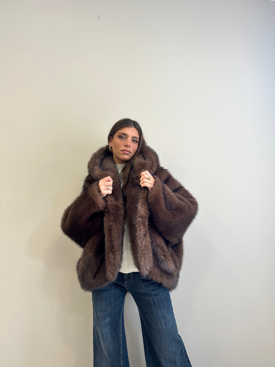 LE STREGHE Giaccone eco pelliccia cappuccio moro