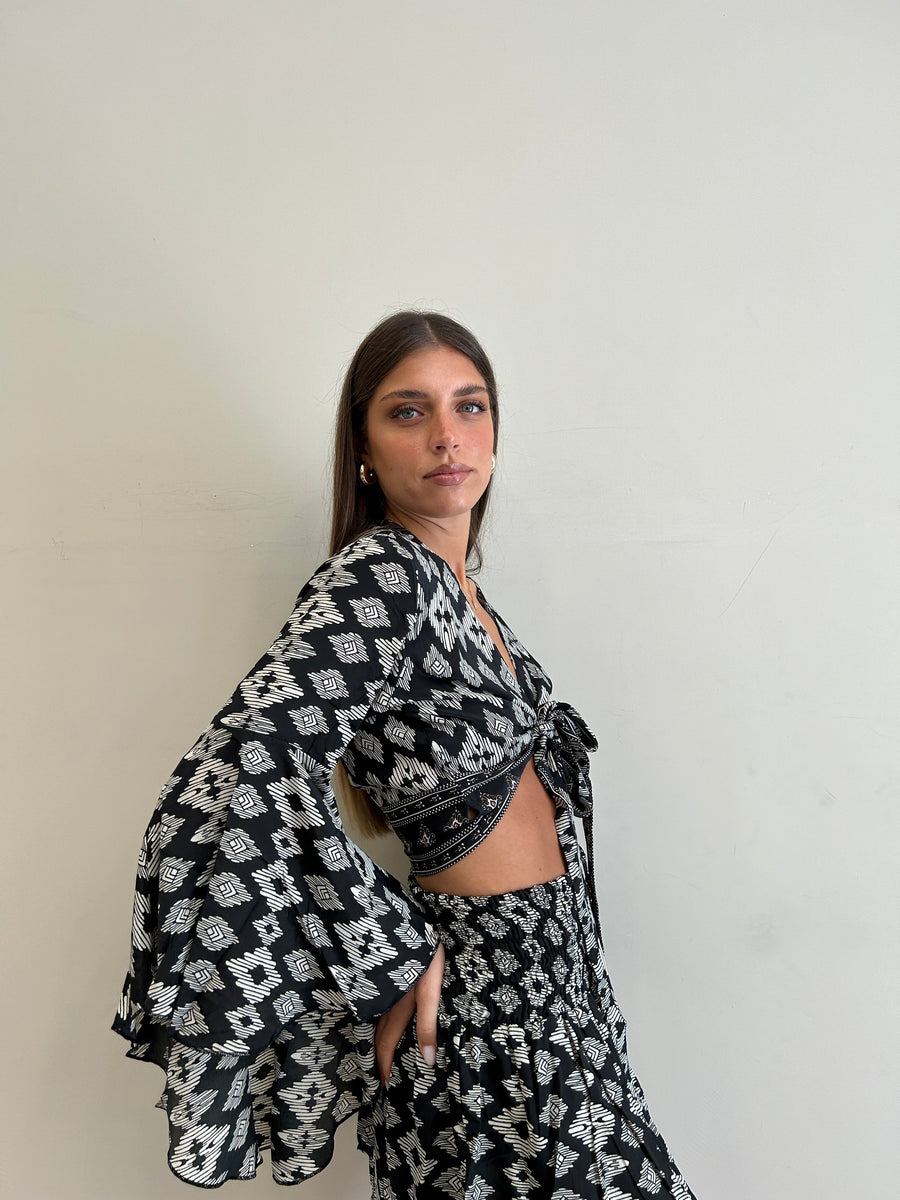 FREELOVE Gipsy Top Seta Tribal Black