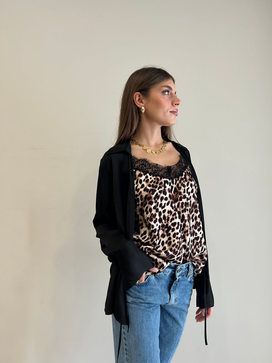 MOTEL Blusa nera lacci