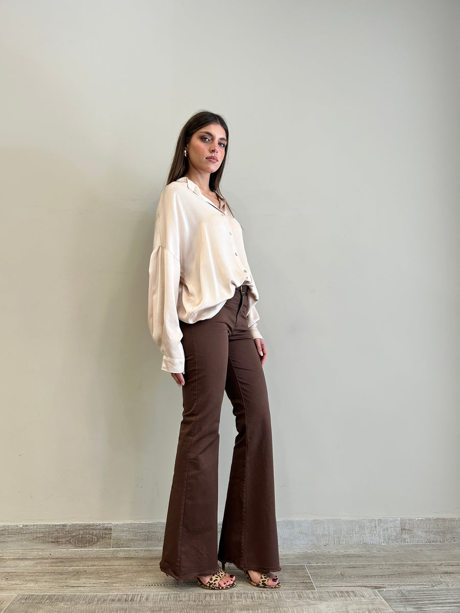MOTEL Pantalone elasticizzato flare cioccolato