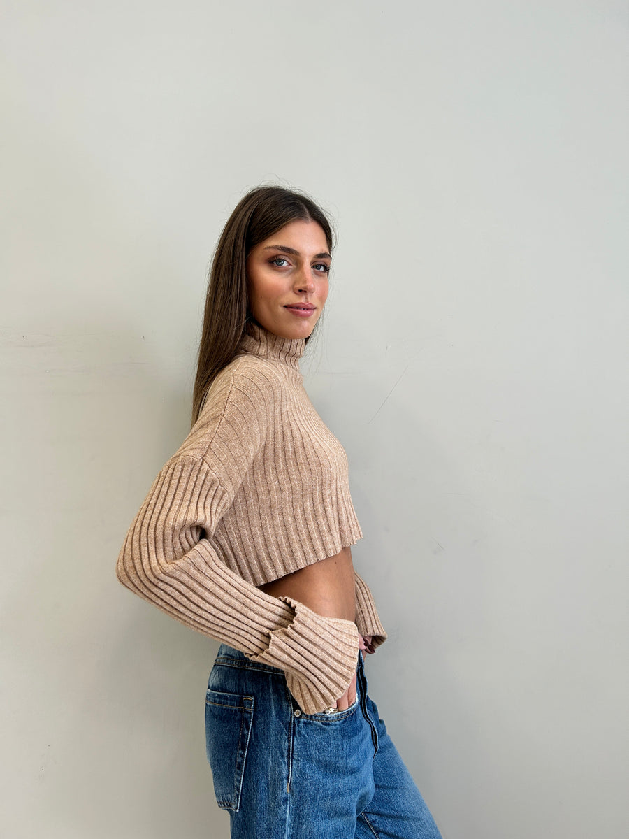 GIPSY INSIDE Maglia collo alto Crop coste Nocciola