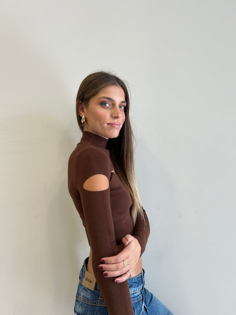 GIPSY INSIDE Maglia crop cut Cioccolato